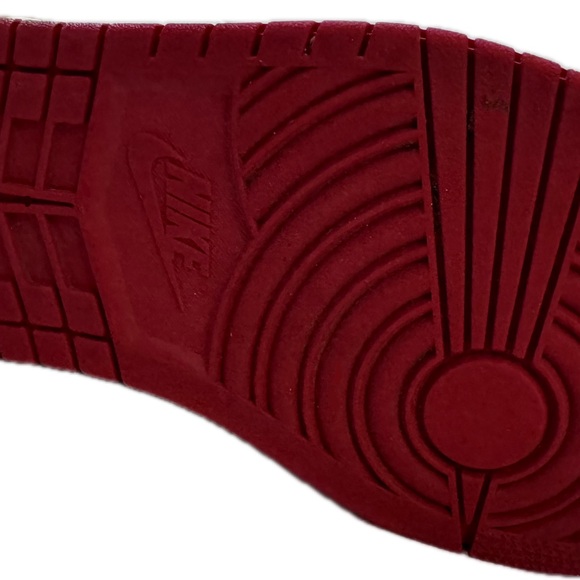 Air Jordan 1 Mid Johnny Kilroys Black/Silver - Picture 3 of 3